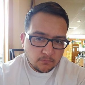 Meet your Posher, Dustin